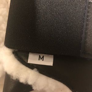 Medium brushing boots. Smartpak